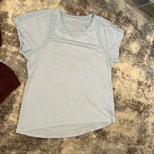 Avia size medium workout top